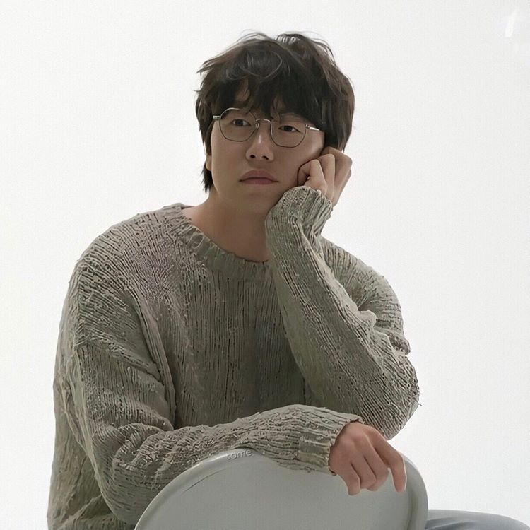 성시경 나이 학력 고려대학교 프로필 콘서트 엄마 아빠 부모님 가족관계