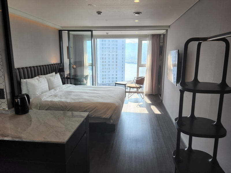 스탠다드-오션-더블-룸