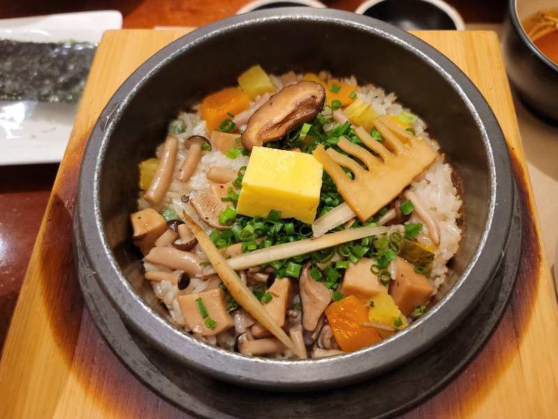 도꼭지 영양솥밥