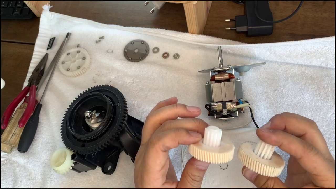 브레빌 그라인버 메인 기어