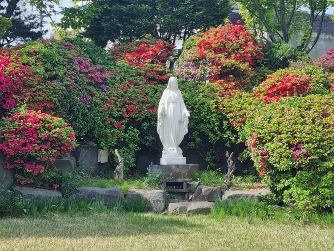 군산 대야성당 성모상