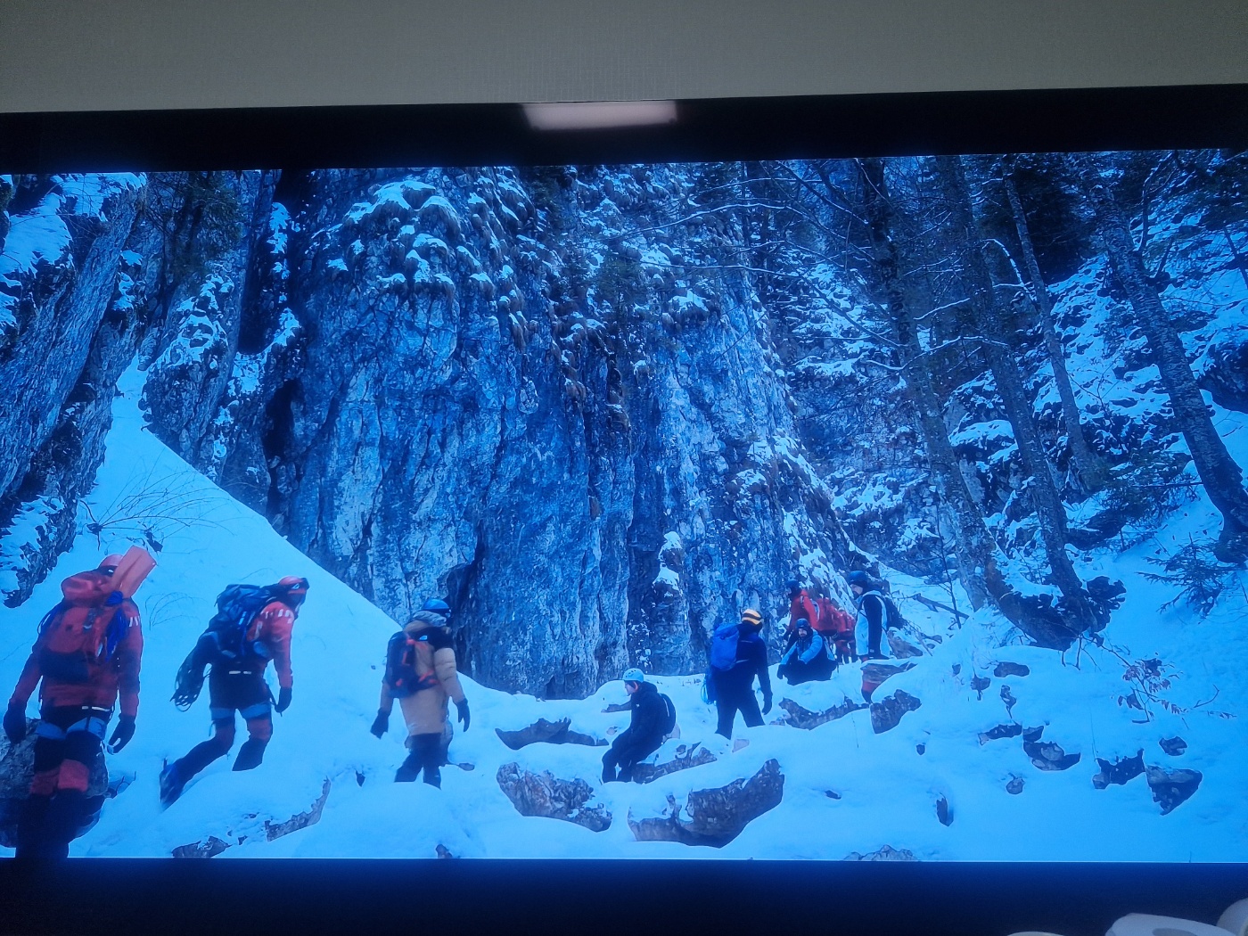 넷플릭스 화제작 아버지는 산을 움직인다(THE FATHER MOVES MOUNTAIN)