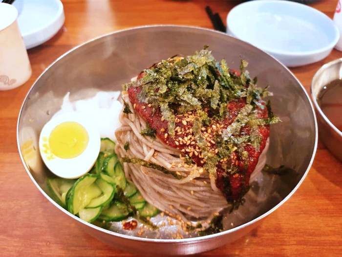 백반기행 안재모 편 물 막국수 비빔막국수 들기름막국수 온면 소고기 편채 고양 원당 맛집 소개