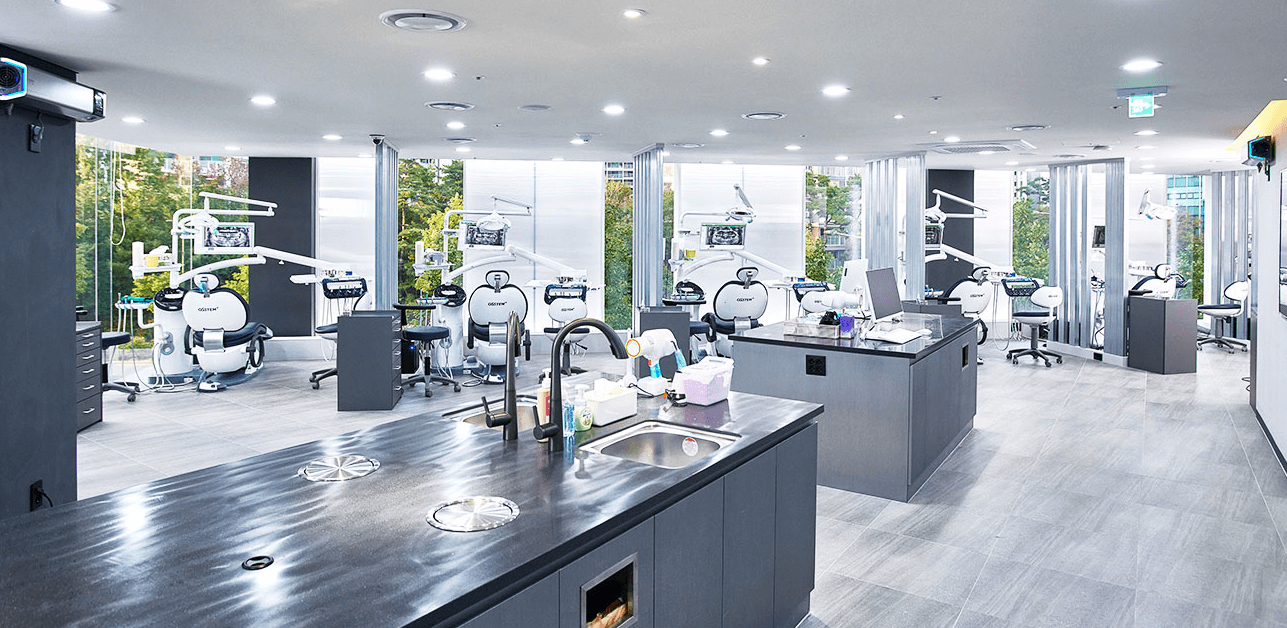 송파구-임플란트잘하는곳-고르다치과