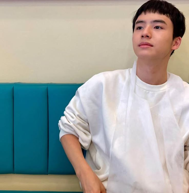 문우진 데뷔