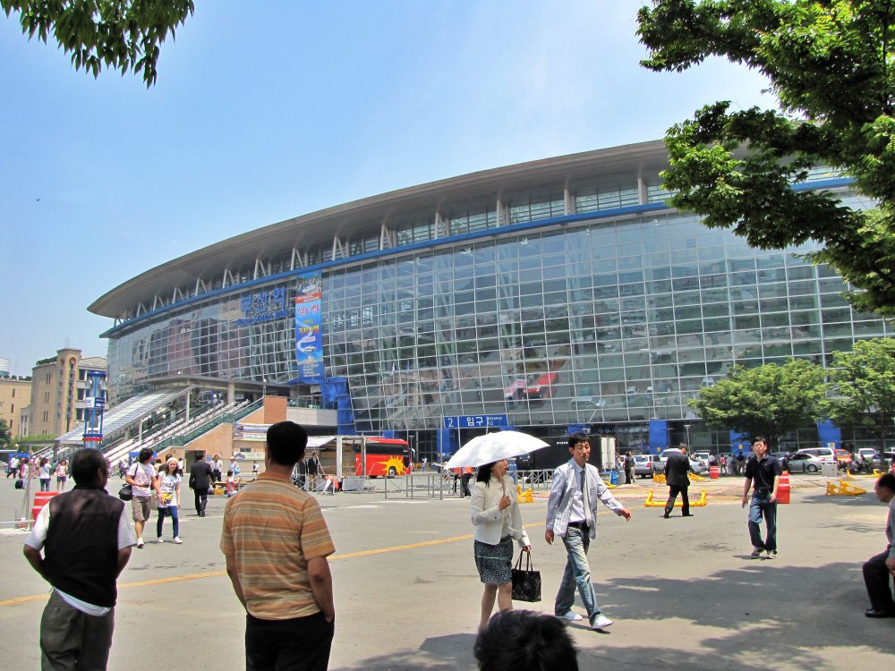 부산역 광장 풍경 2009년 6월