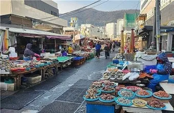 부산 자갈치시장 먹거리 투어 바다의 맛 체험_16