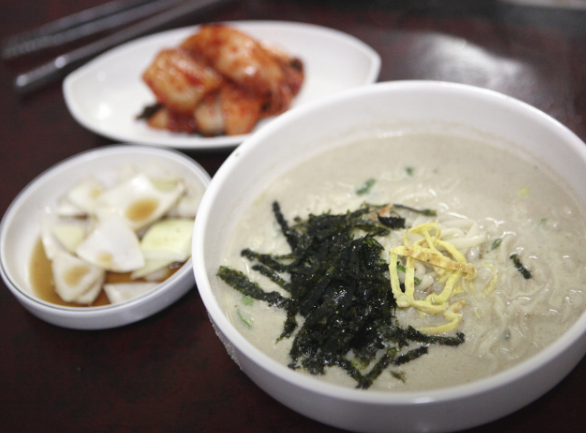 경복궁역-맛집-체부동잔치집