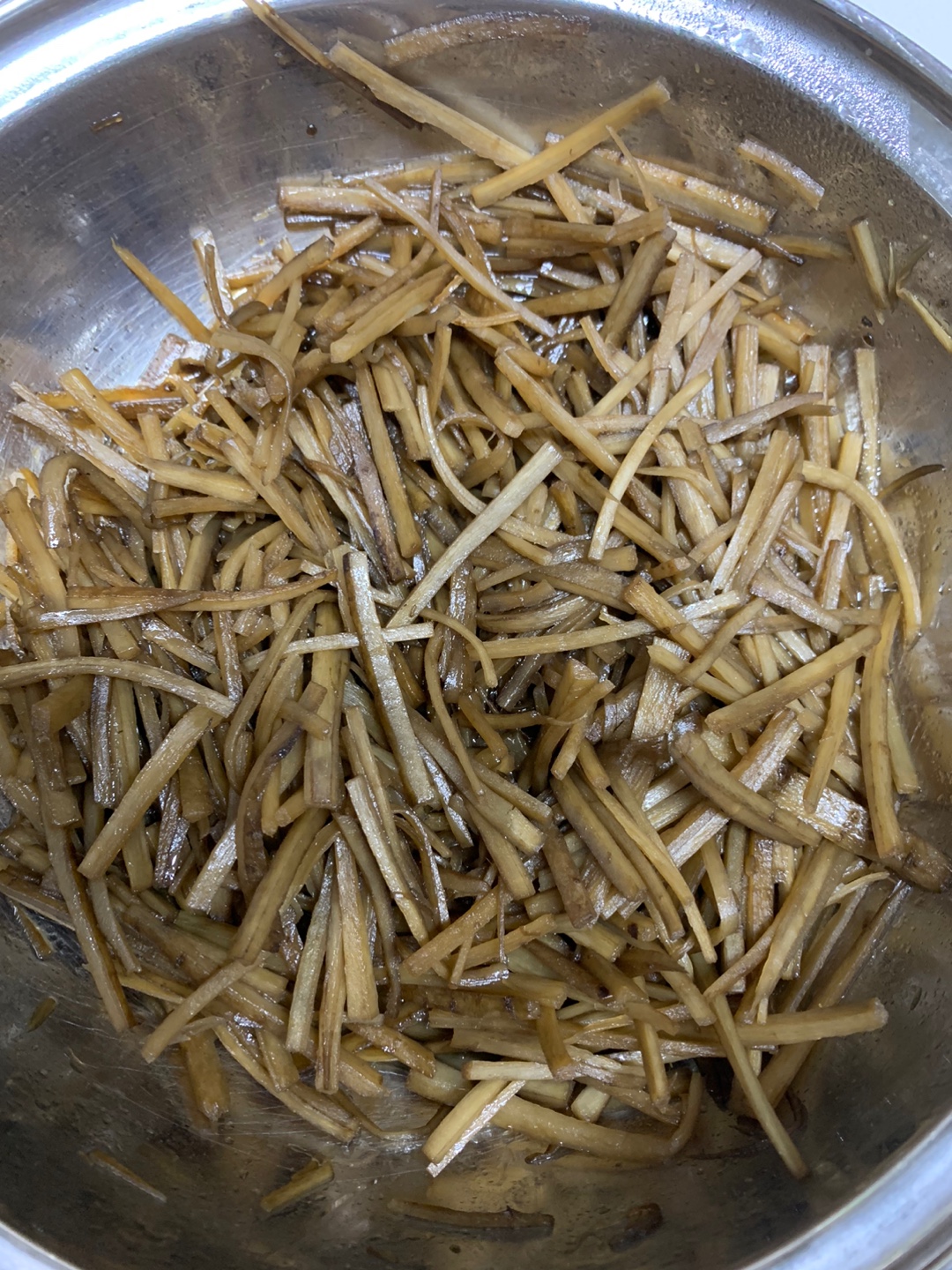 완성된 우엉조림 사진