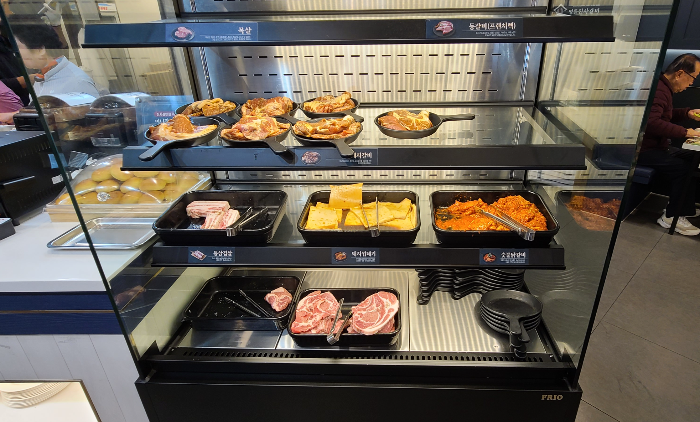 명륜진사갈비 성남모란시장점 목살 삼겹살 양념갈비 돼지껍데기 닭갈비 등갈비