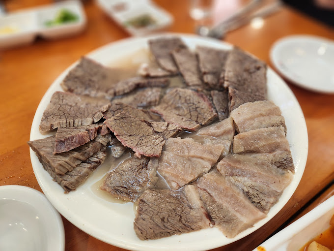 마포 대표 설렁탕 '마포옥 한우양지설렁탕'