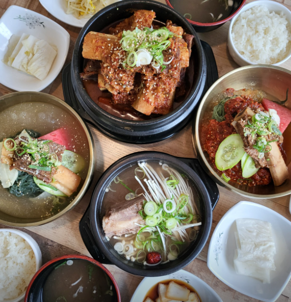 홍갈비찜 대표 메뉴