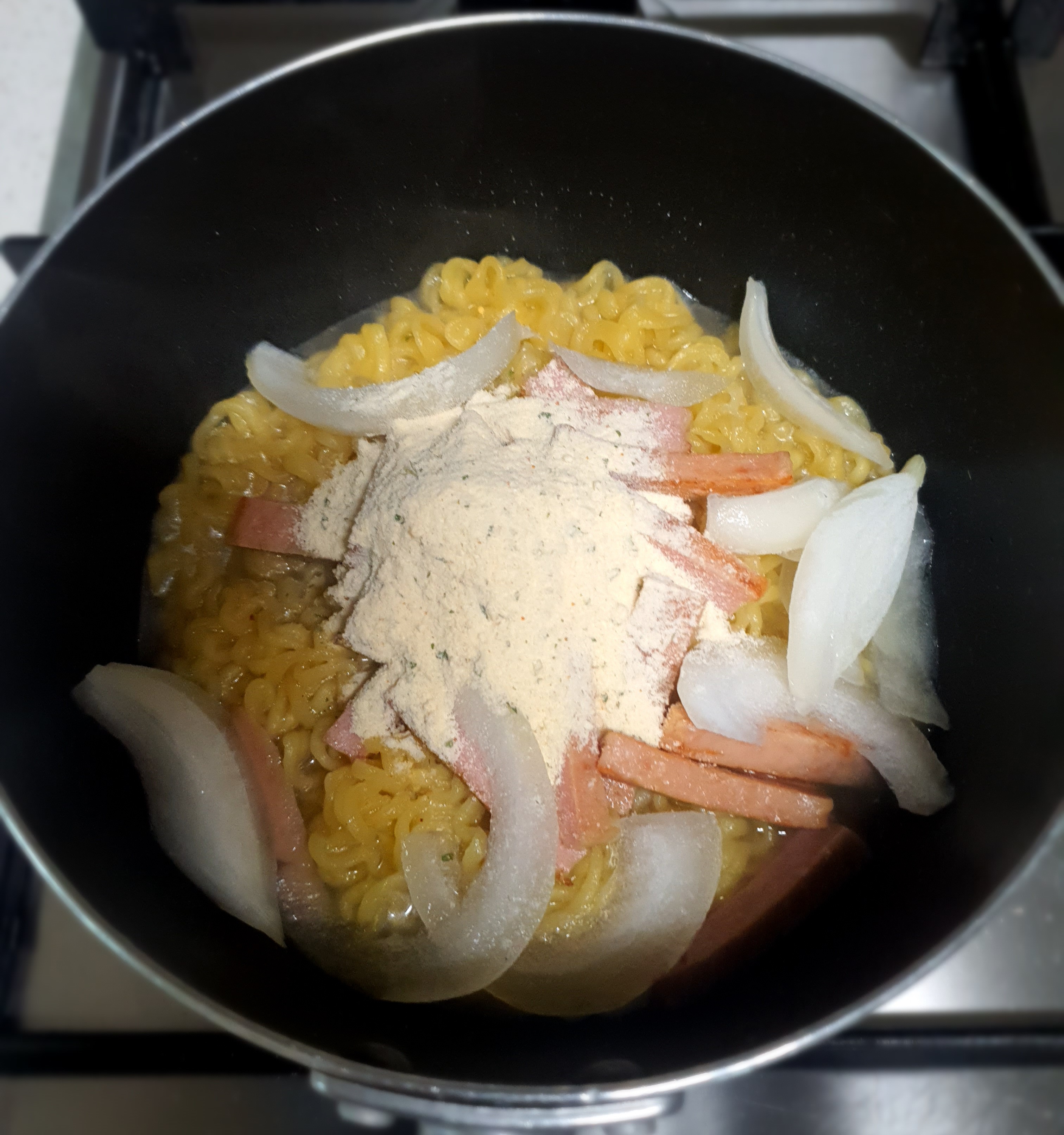 분말스프도-넣습니다.