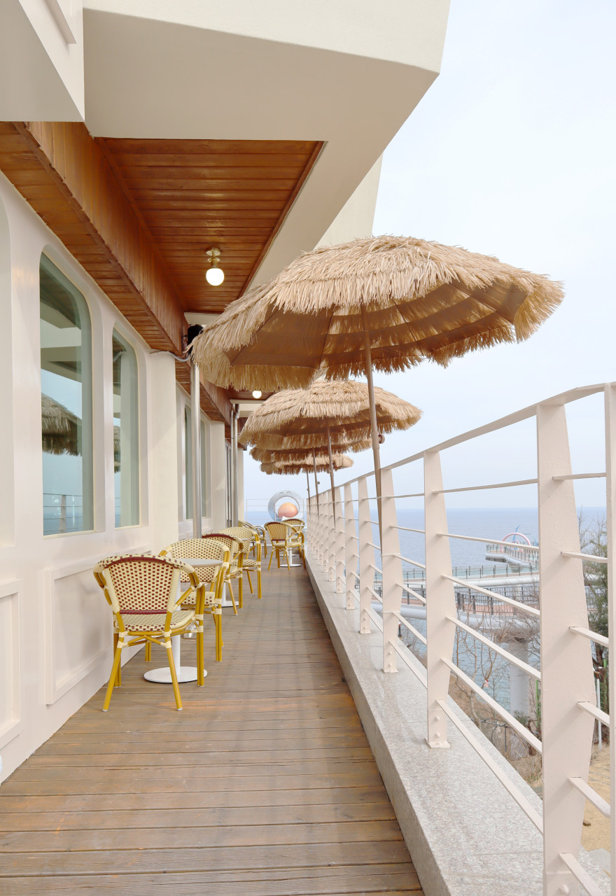 동해 묵호 논골담길 카페 6곳 모두 보기&amp;#44; 오션뷰 명당부터 감성 당고 맛집까지