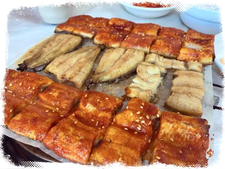 식객 허영만 백반기행 정시아 참게탕 장어 양념구이 소금구이 장어구이 공주 청벽산 맛집 소개