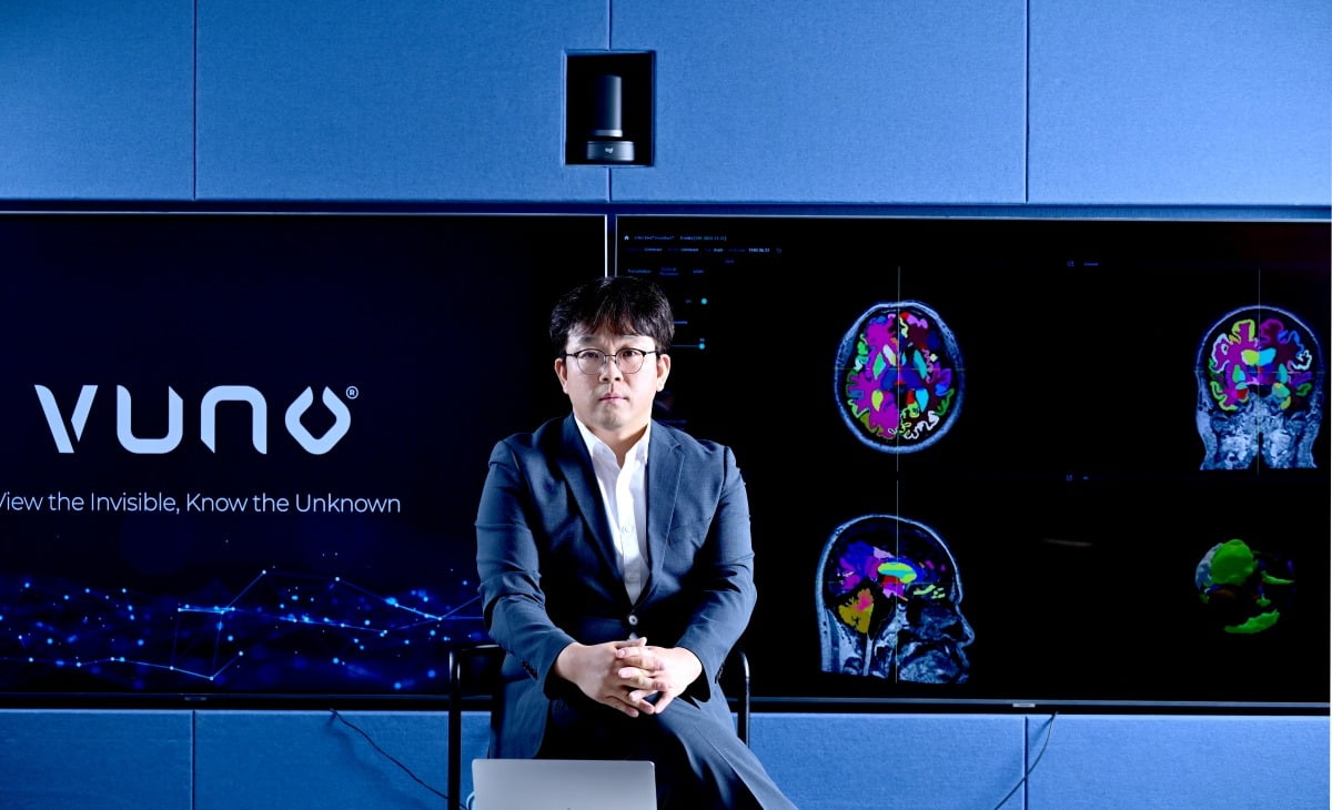 뷰노의 이예하 대표는 창업에 있어 가장 중요한 것은 성공에 도달하기까지 지속되는 힘든 과정과 시간을 바칠 수 있는 가치 있는 창업인지 생각해 보는 것이라고 전했다.