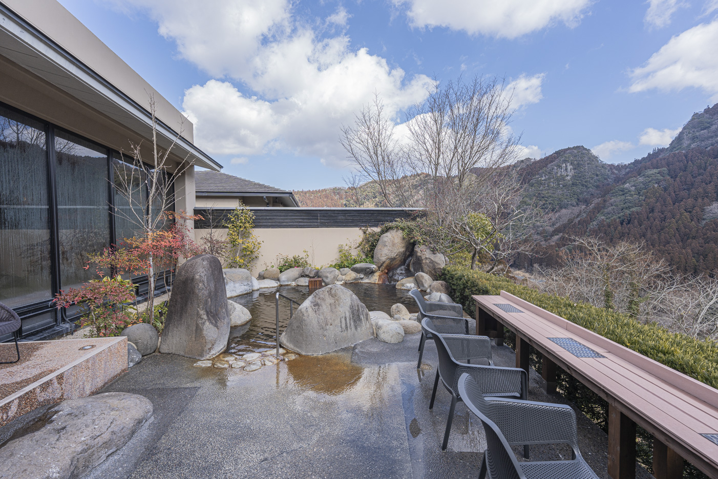 Okuhita Onsen Umehibiki — original source photograph