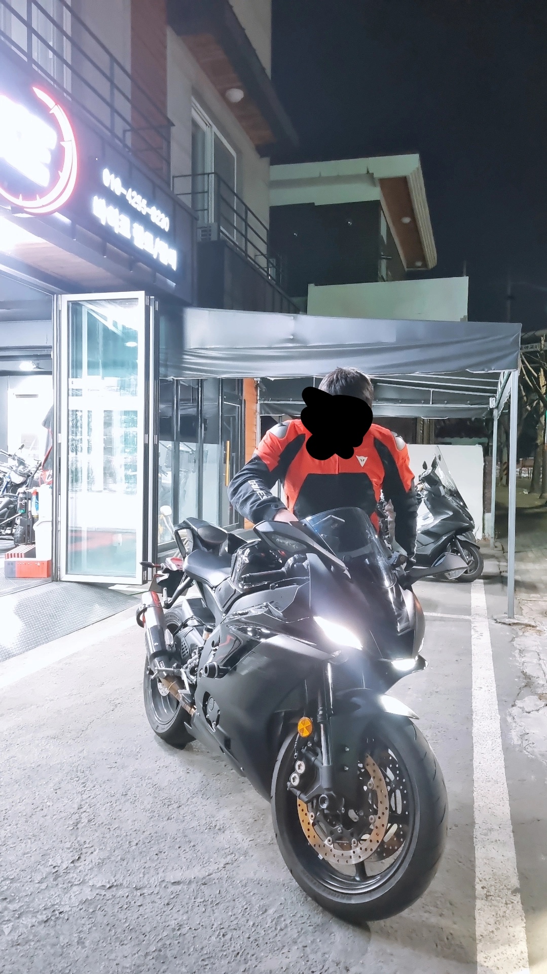 R6