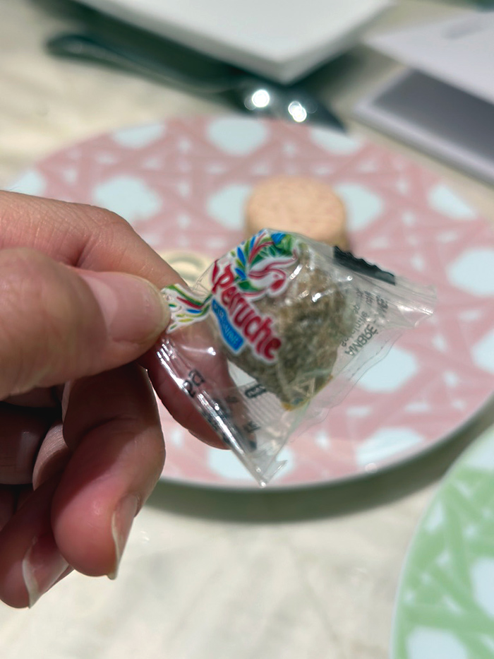 도쿄 긴자 카페 디올 바이 라뒤레 CAFÉ DIOR by LADURÉE