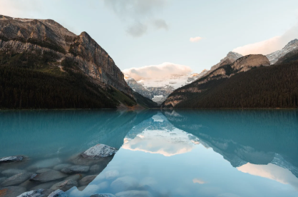 유물에 담긴 여성의 역사 (빗, 거울, 비녀에 담긴 삶의 흔적)