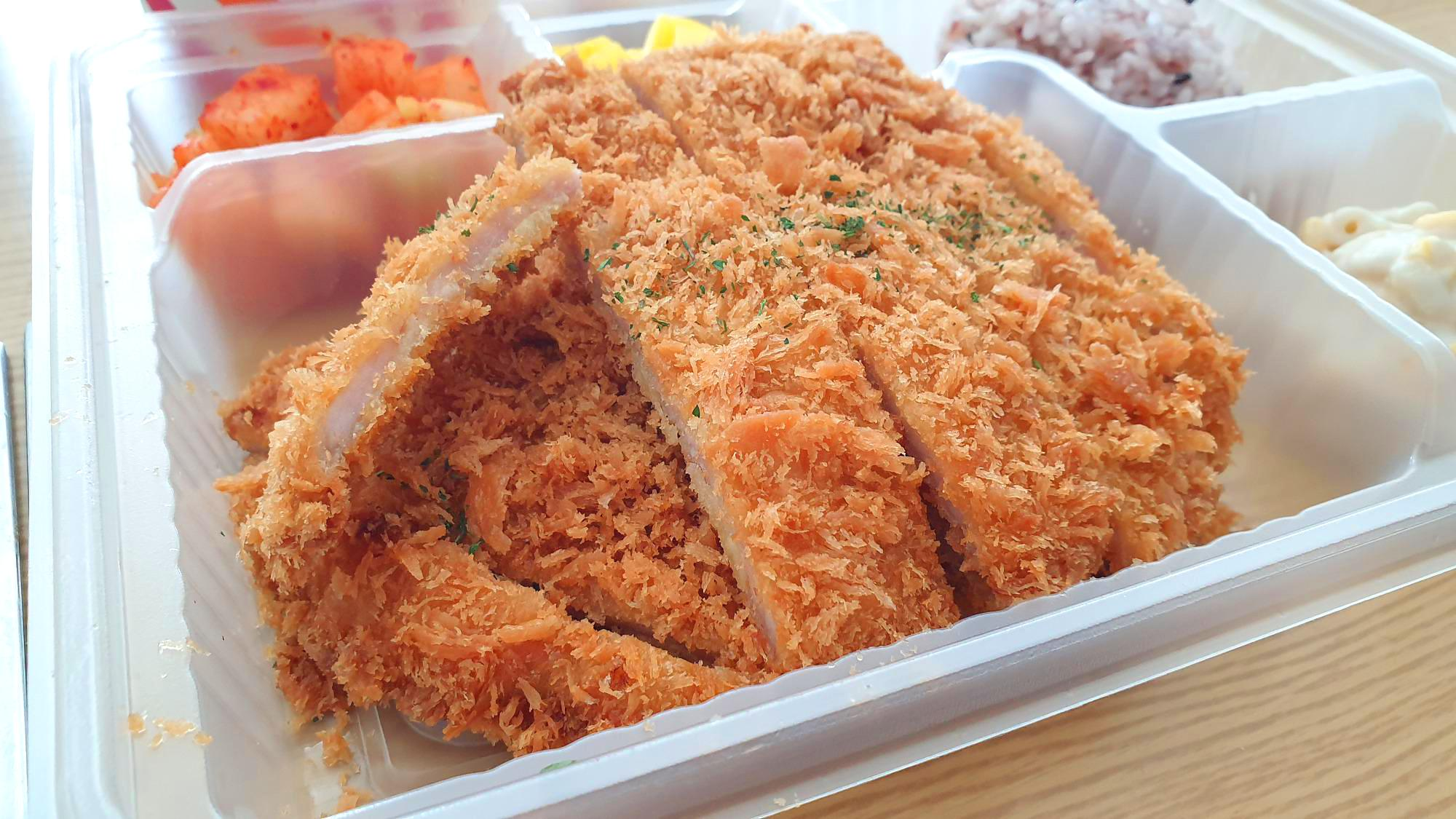 수원 매탄동 영통구청 황금입은동까스 매탄점