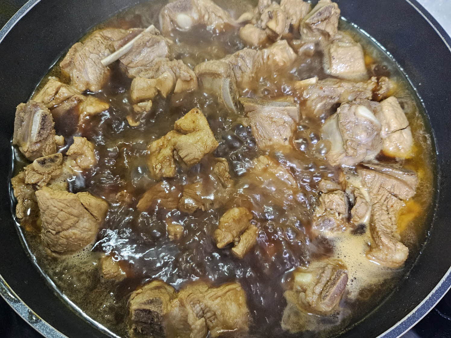 돼지갈비-중불-조리기