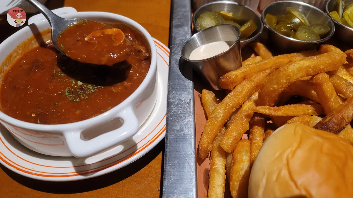 경기-위켄드-바베큐-남양주-다산본점-자이언트-비프립-꽃갈비-플래터-감자튀김과-미니번-수제-소스-등 