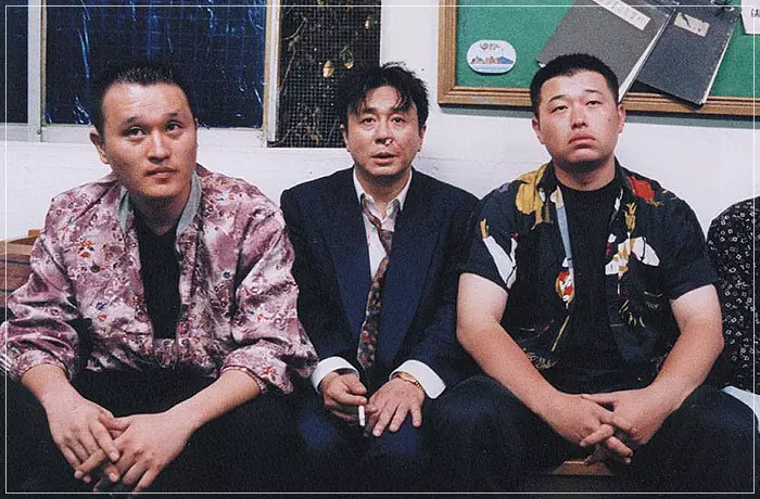 영화-올드보이-경찰서에-붙잡힌-오대수