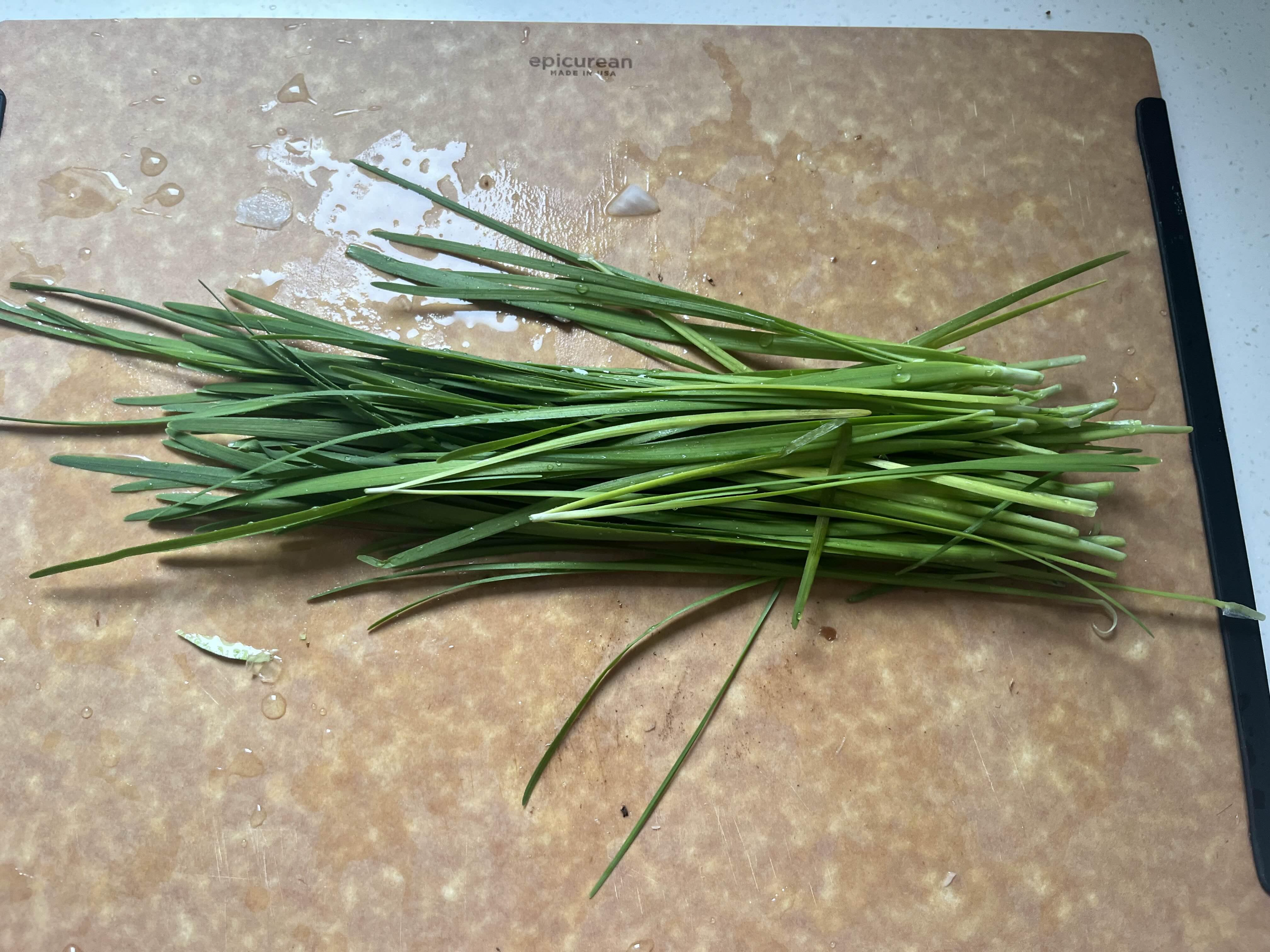 부추 한대 손질하기