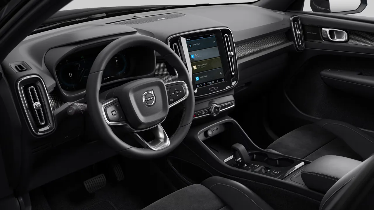 볼보 XC40 이미지