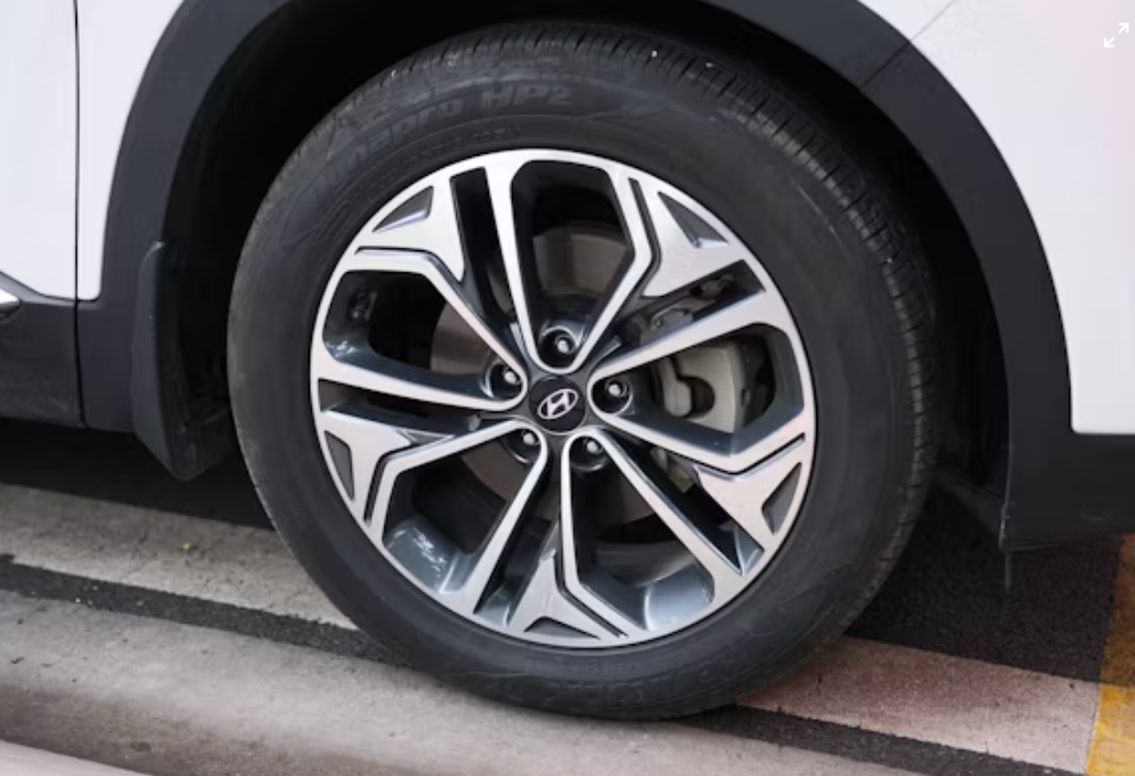 타이어 공기압 체크