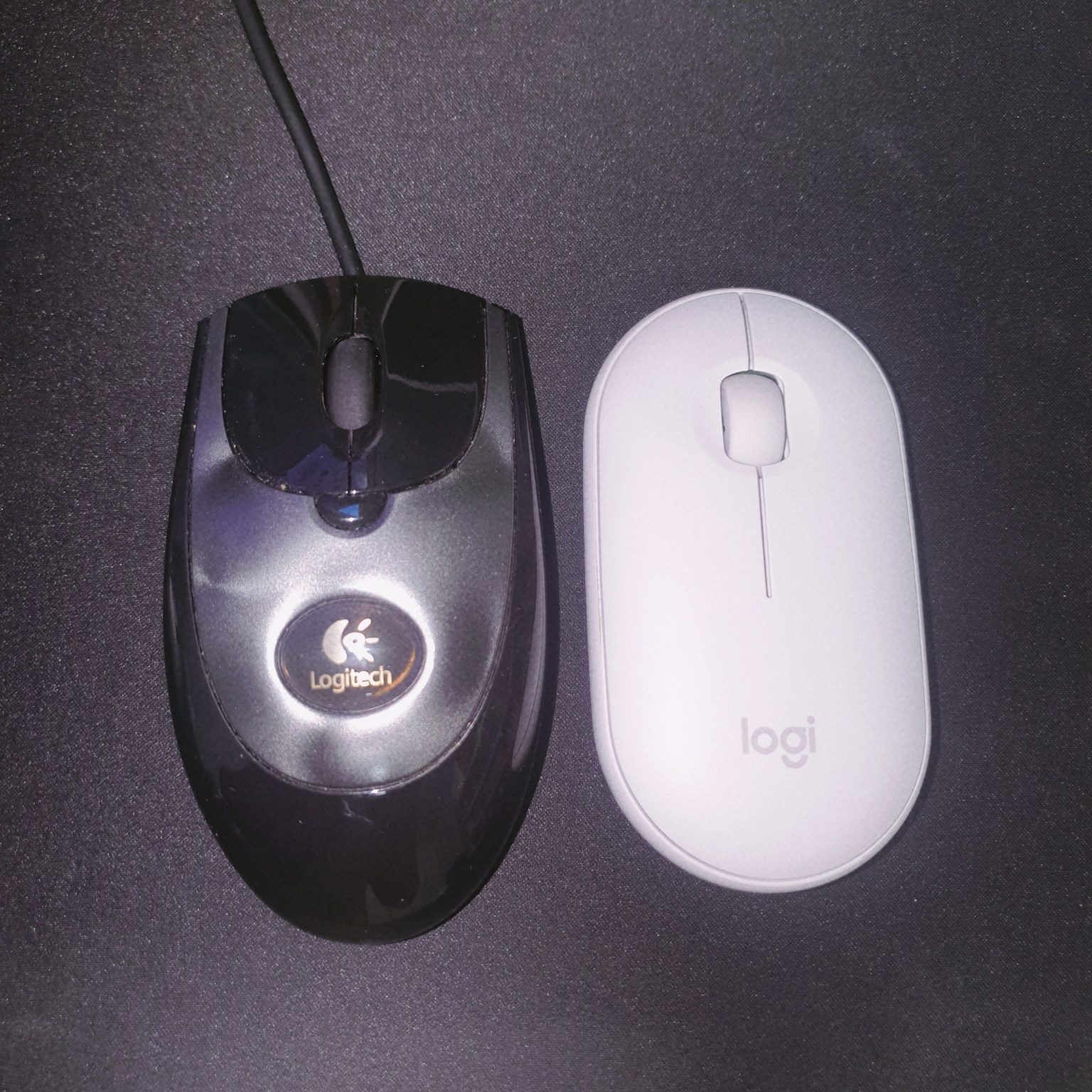 로지텍 페블(Pebble) G1마우스와 비교