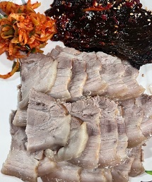 야들-쫀득-수준급-수육