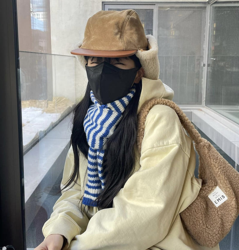 수지 사복 패션