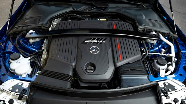 2024 메르세데스-AMG CLE 53 퍼스트 드라이브 리뷰, 가격, 제원, 실내디자인