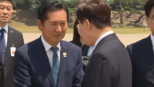 정청래 나이 프로필 고향 학력 가족 아들 논란 사퇴 압박 및 2026년 전당대회 연임 쟁점 냉철 분석
