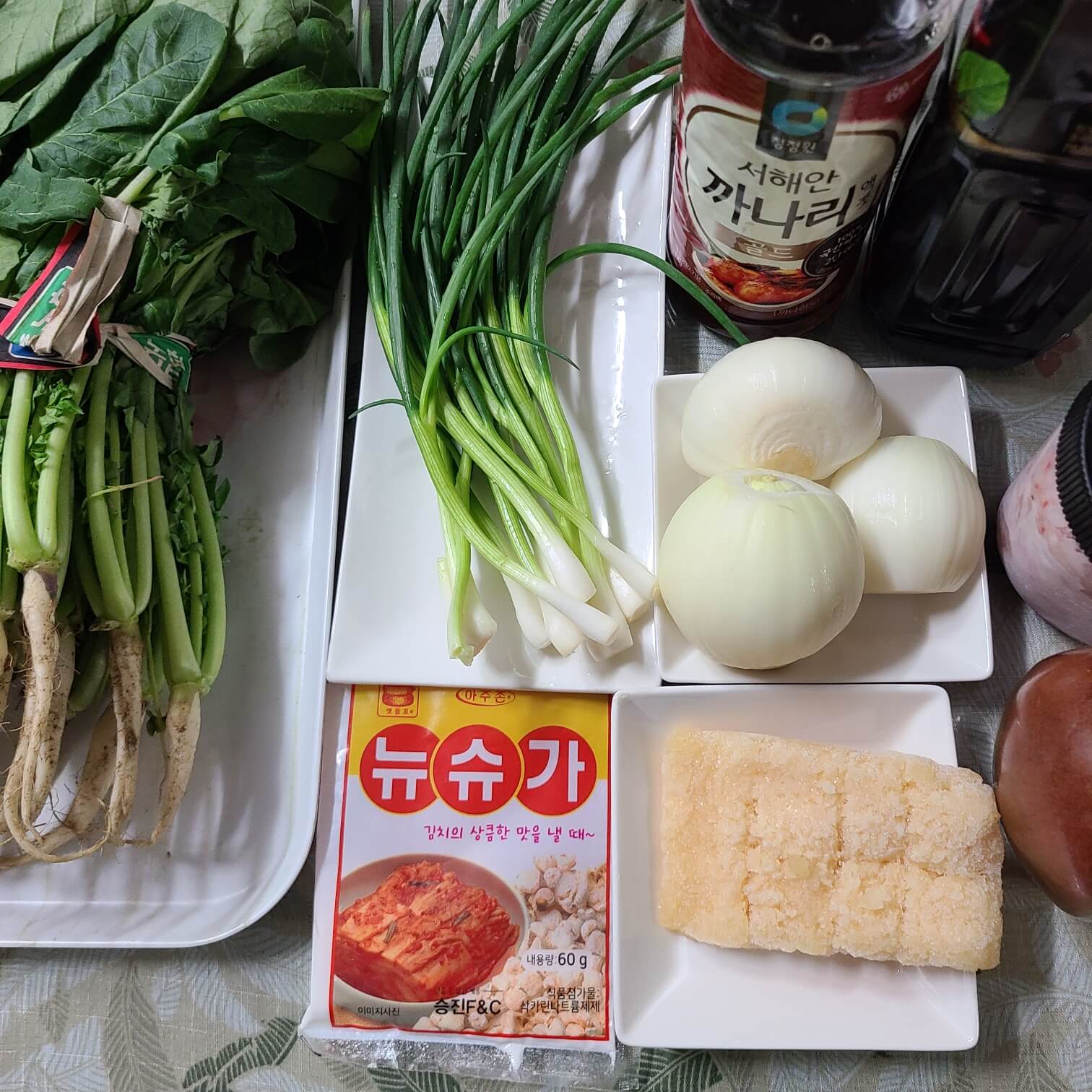 봄 열무김치 담그는법 김치양념장 부드러운 봄 깍두기 레시피