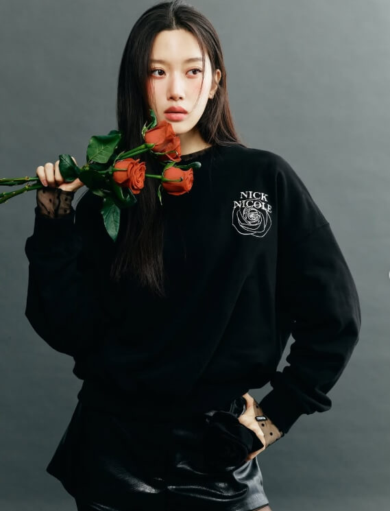 문가영 나이&amp;#44; 프로필&amp;#44;책&amp;#44; 출연 드라마 영화(+그놈은 흑염룡)🌟 