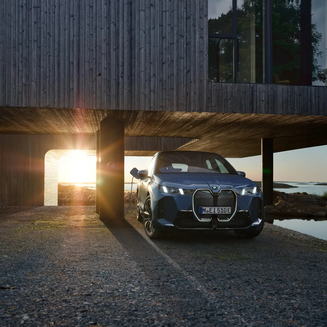 BMW IX 차량 내부, 외부 이미지