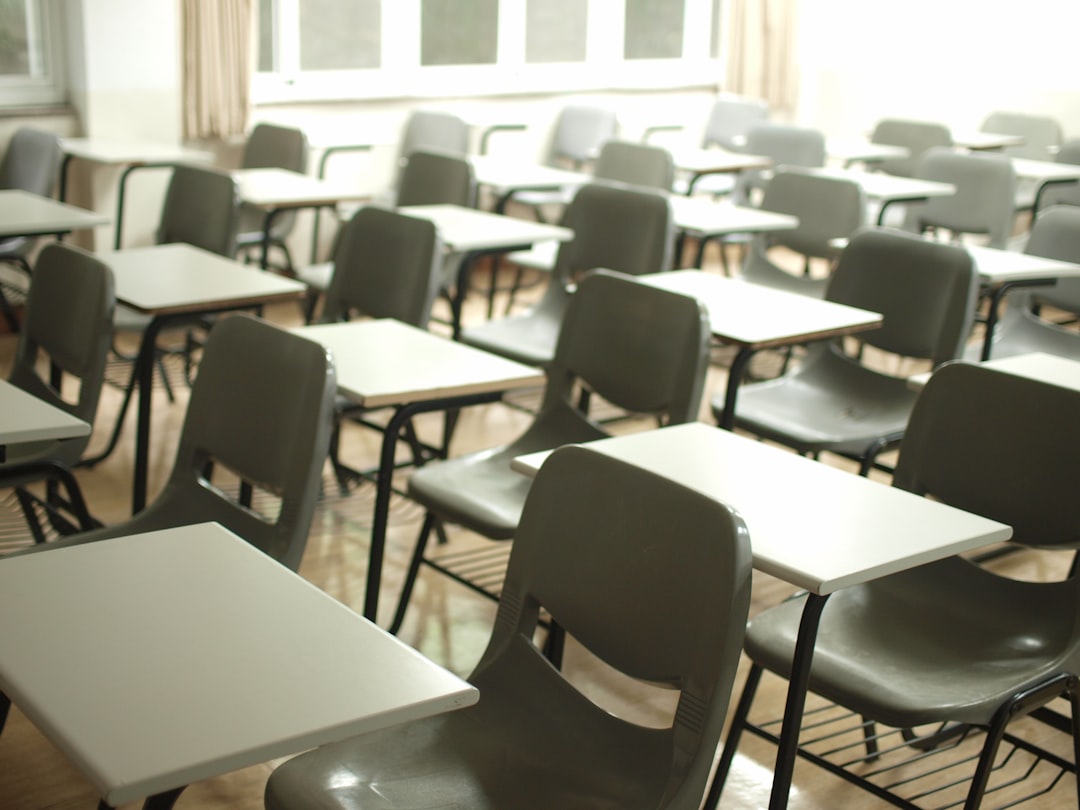 '시험' (exam)