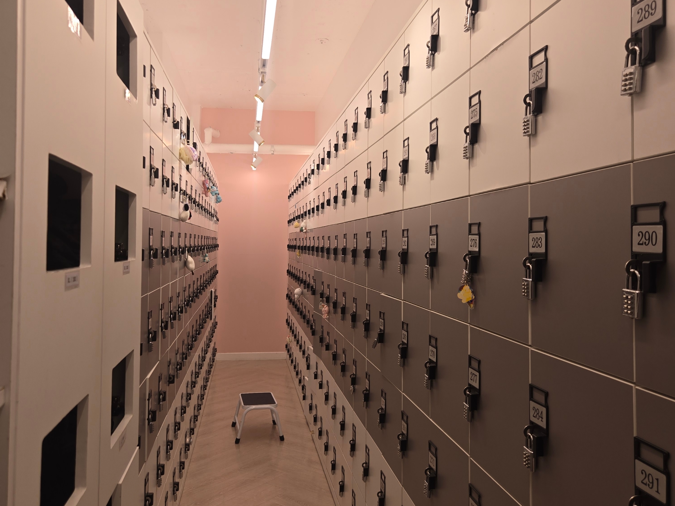 휘트니스피플 우먼 개인사물함