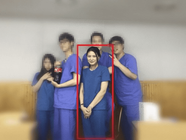 조민-의사가운-인턴