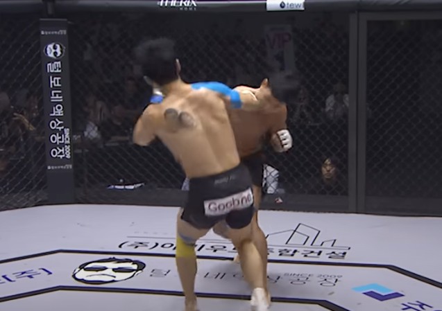 윤형빈vs밴쯔 출처: 유튜브 ROAD FIGHTING CHAMPIONSHIP 