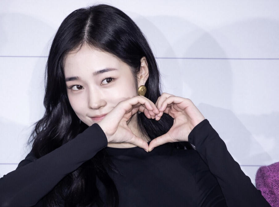 노윤서 제작발표회 미모