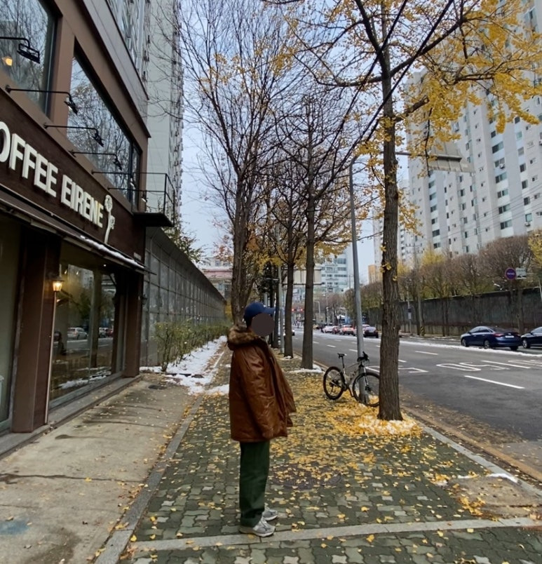 데일리룩(2024. 11. 30.)휴먼앤캣 스톤워시드 볼캡, 예스아이씨 알파인더스트리 패딩 점퍼 N-3B, 무신사스탠다드 퍼티그팬츠, 뉴발란스 993, 폴로랄프로렌 블레이저 자켓