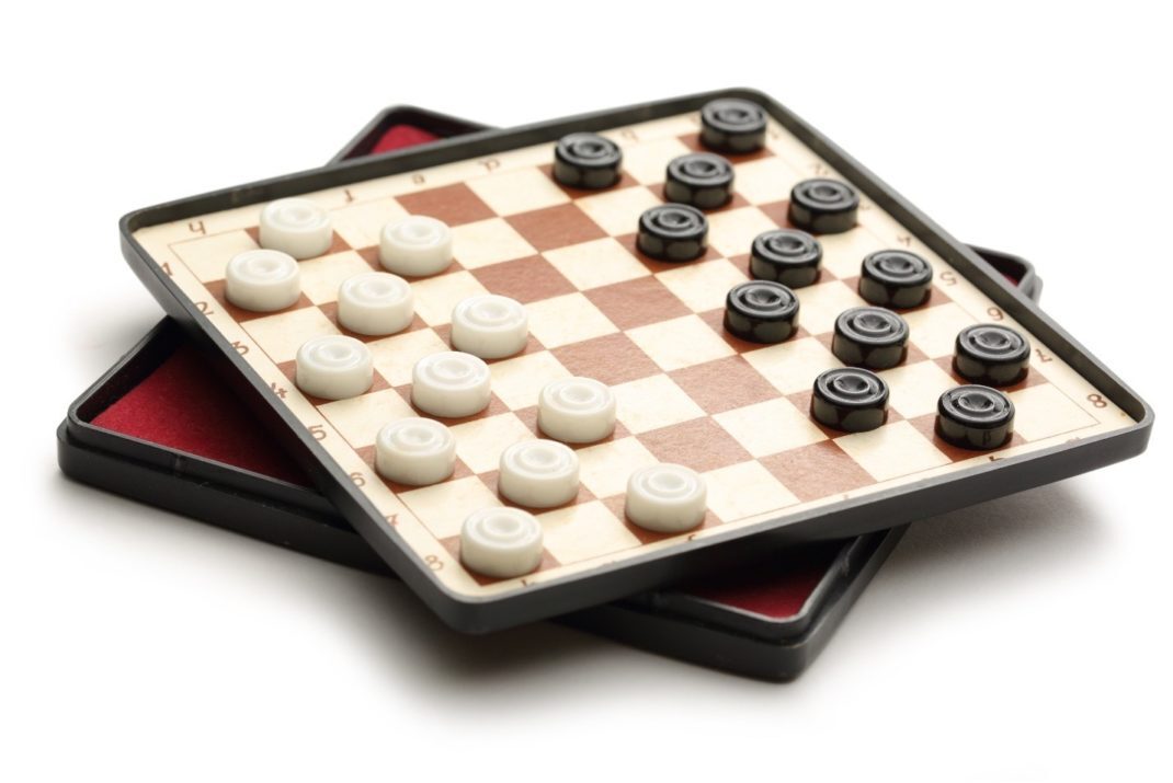 Memainkan Permainan Selama Perjalanan