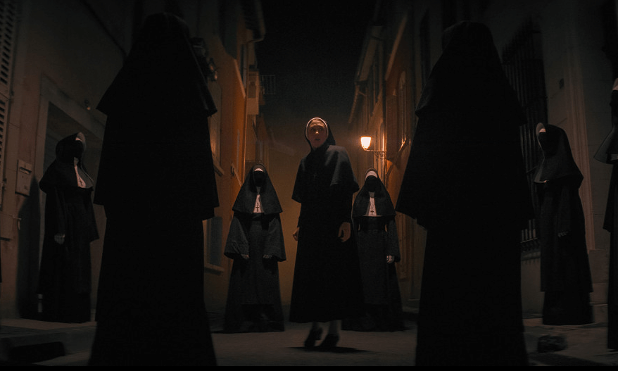 최신공포 영화 더 넌 2