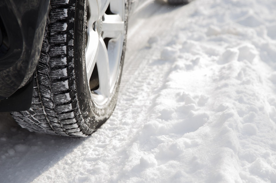 스노우타이어 교체시기 렌탈 장점 가격 정보 (최저가)