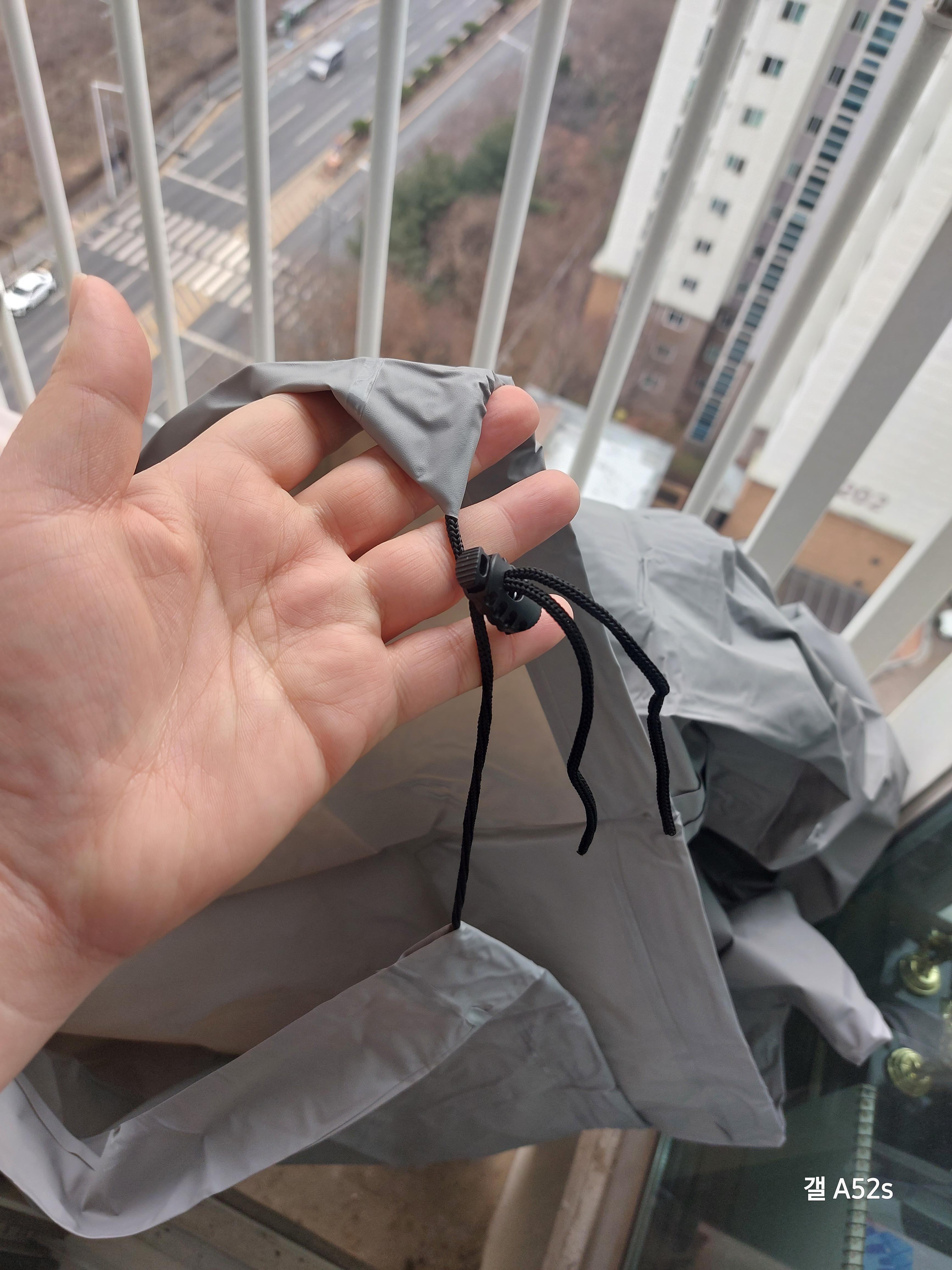 끝은 이렇게 매듭처리가 되서 좋음.