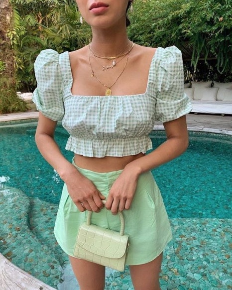 밝은 컬러 코디 꿀팁